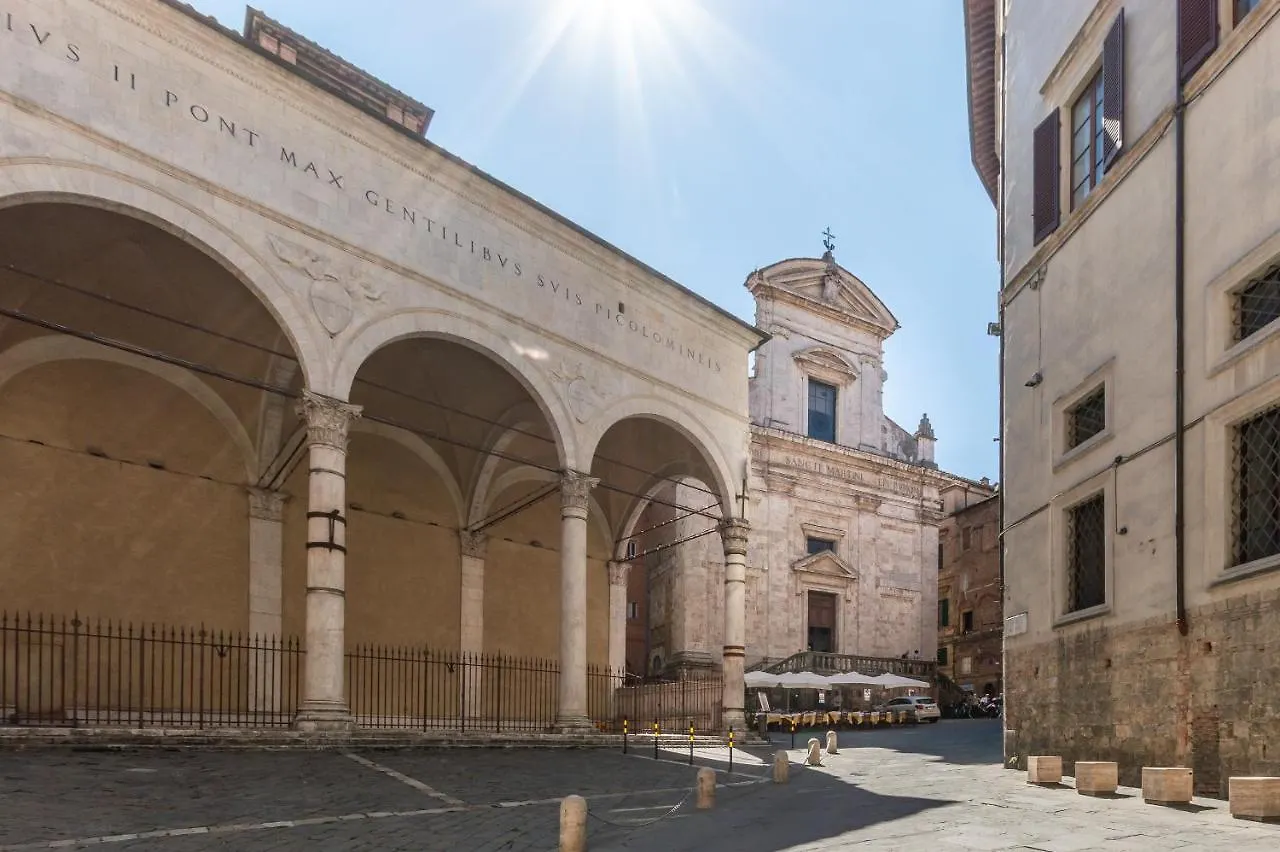 Colours Studio 10 M Away Piazza Del Campo Siena Italy